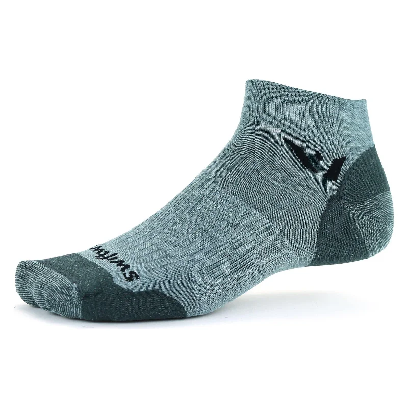 Camping hiking trail keen-Swiftwick Pursuit One UL Socks