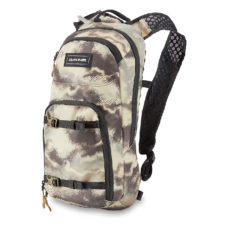 Camping hiking trail big-Dakine Unisex Session 8 Liter Hydration Ashcroft Camo Backpack - 10003426-ASHCROFTCM