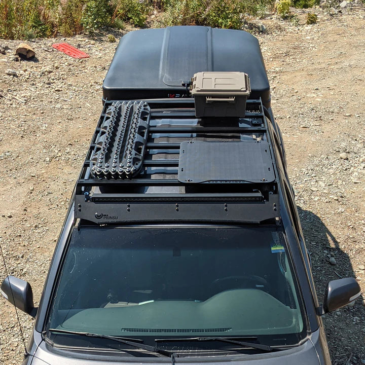 Camping hiking trail vivid-Cascadia 4X4 Prinsu Roof Rack 45 Watt Modular Solar System